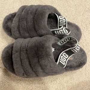 ugg slippers🤍